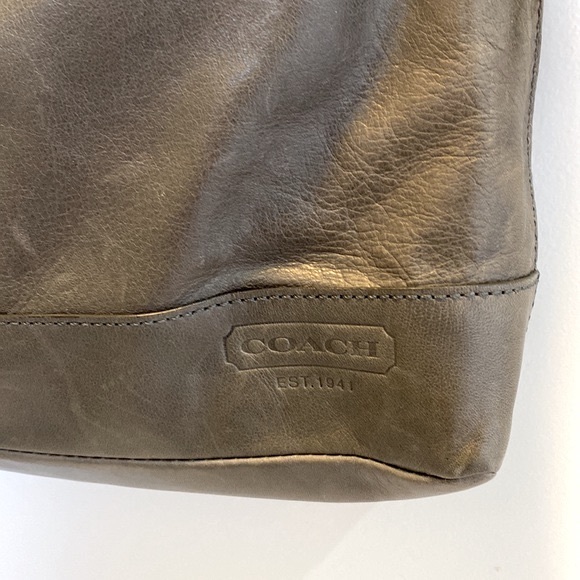 Coach Vintage Messenger Bag - Picture 4 of 7